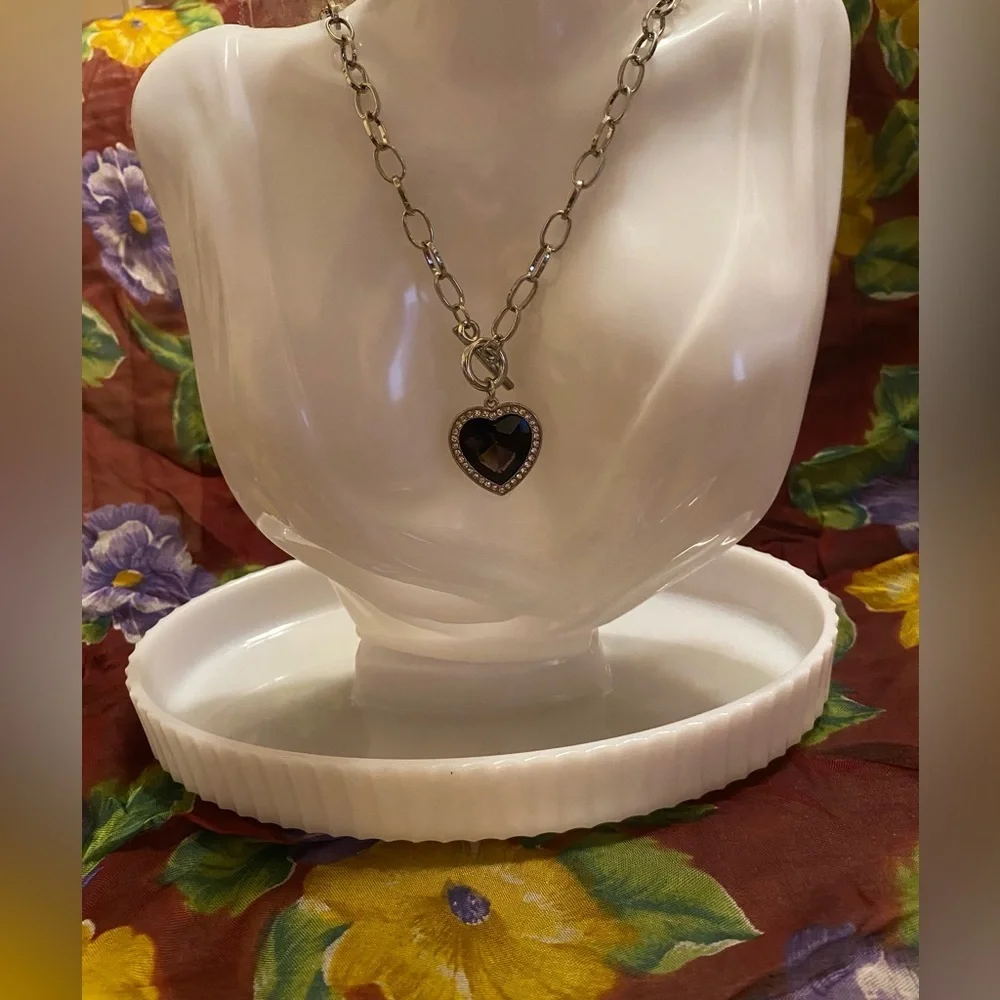 Paparazzi Necklace - EUC ~ Check Your Heart Rate - Purple